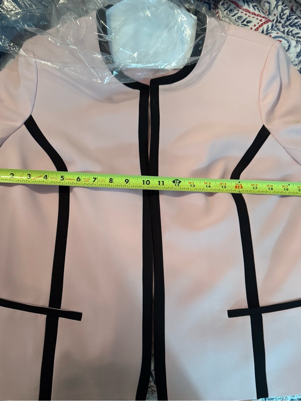 Evan Picone Black Label Pink Blazer with Black Contrast Trim - Picture 7 of 7